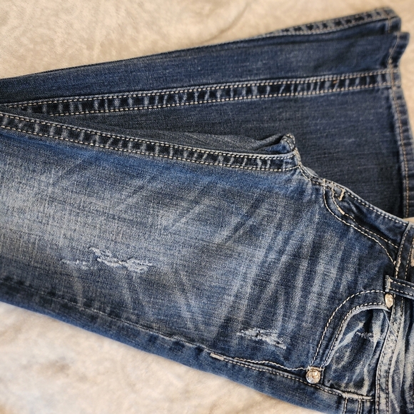 ​🏰 Miss Me Embellished Dark Wash Bootcut Jeans 🏰​ - Picture 8 of 10